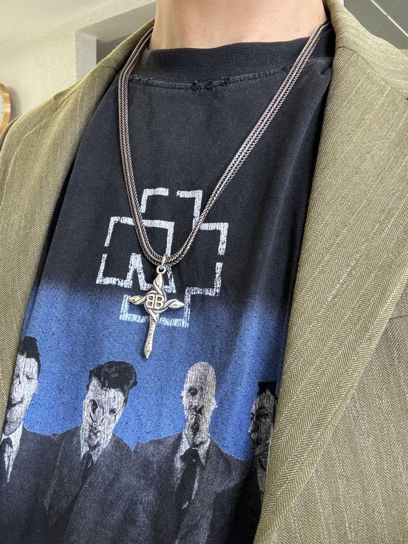 Ba1en*iaga necklaces